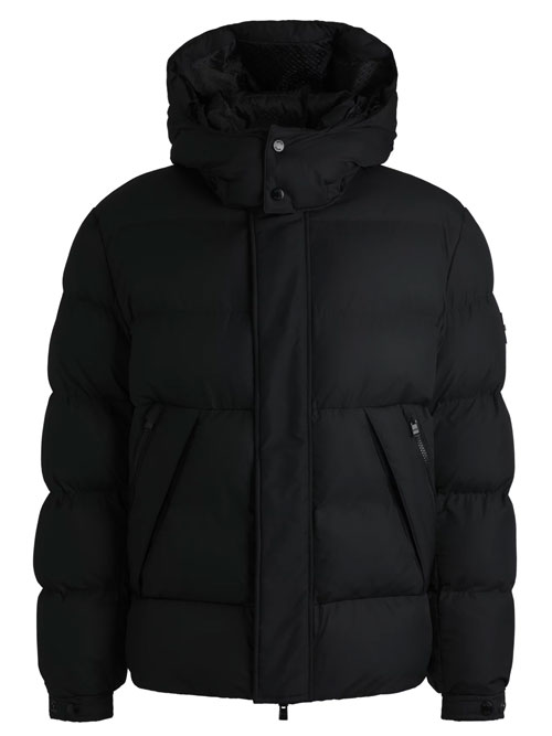 Chaquede hombre con capu.